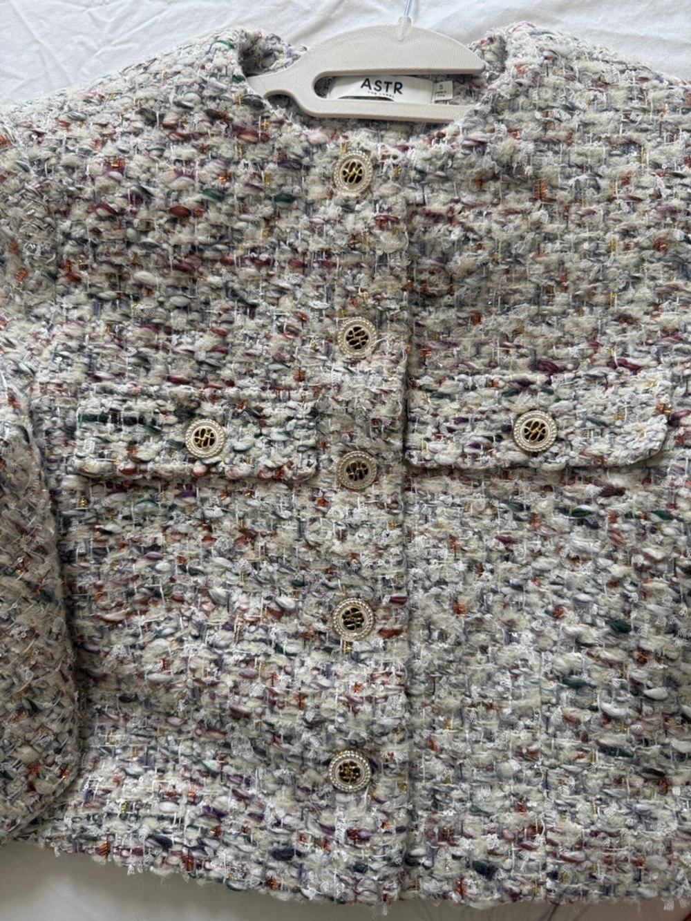 Cream
Jacket - Picture 5 of 5